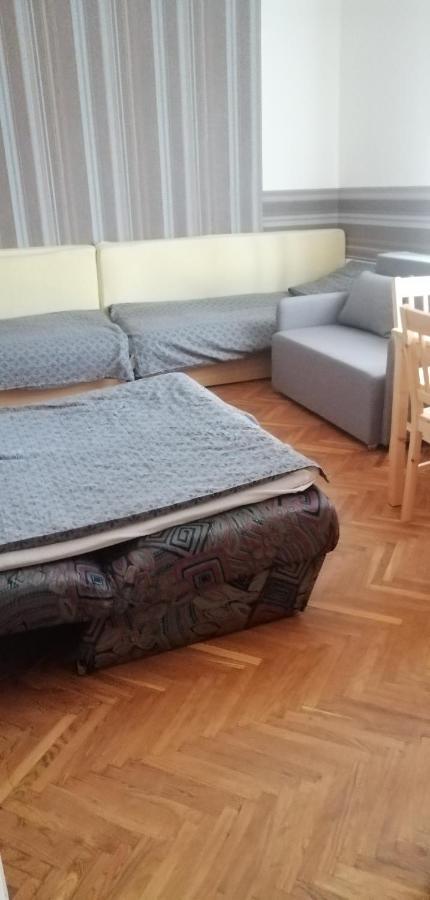Belvarosi Vendeghaz Miskolc Exterior foto