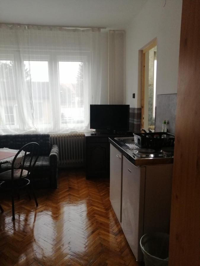 Belvarosi Vendeghaz Miskolc Exterior foto